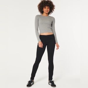 BLACK SUPER SKINNY JEANS